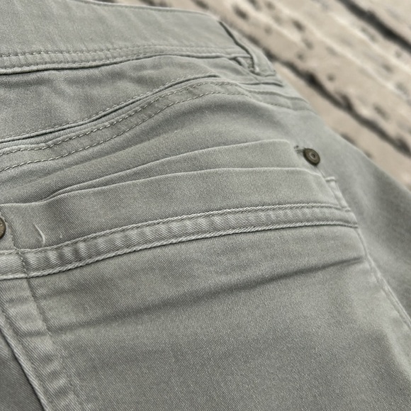 Democracy Jeans with Ab Technology 14 gray - Picture 7 of 8